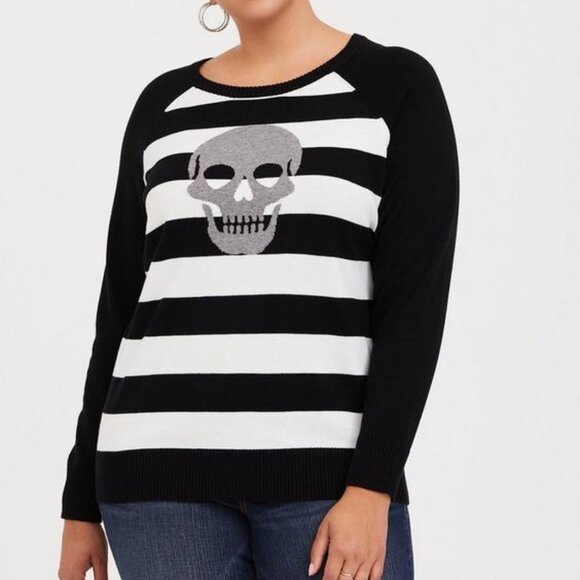 Torrid Skull Striped Sweater 4X Plus Size Black White Pullover Halloween Gothic - Picture 1 of 10